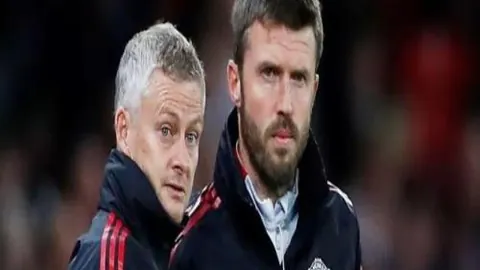 高拉特梅开二度助广州队5-1胜重庆两江竞技，艾克森达成里程碑